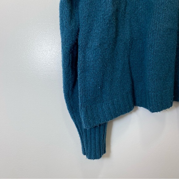 American eagle winter sweater!! - Picture 6 of 6